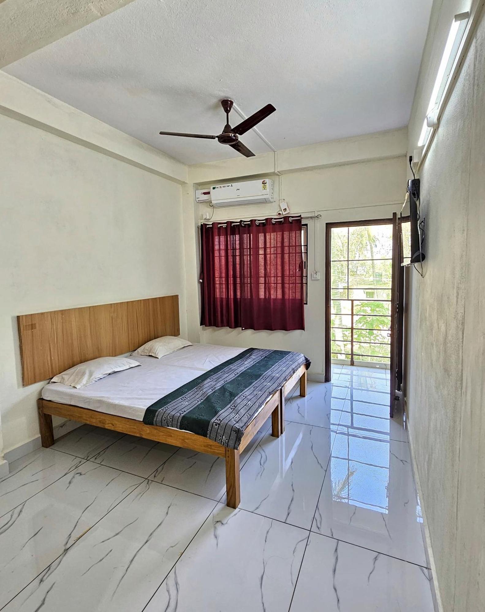 Souparnika Residency Murdeshwar Mavalli Exterior photo